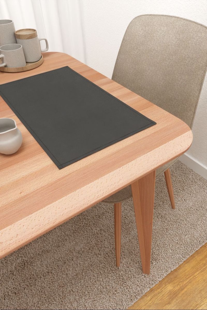 Platzdeckchen in schwarz