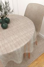 Vorschau Ylva #3J von Lysel - Tischdecke rund in schwarz-rot-gold schwarz-weiß