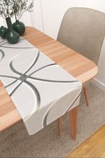 Vorschau Juuka #3J von Lysel - Tischläufer in sand steingrau